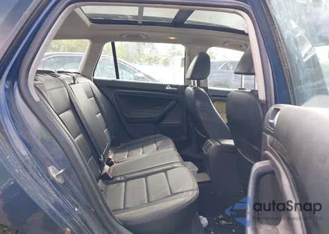 2013 Volkswagen Jetta Sportwagen 2.0L Tdi z USA, uszkodzony, nr VIN 3VWPL7AJ9DM637099